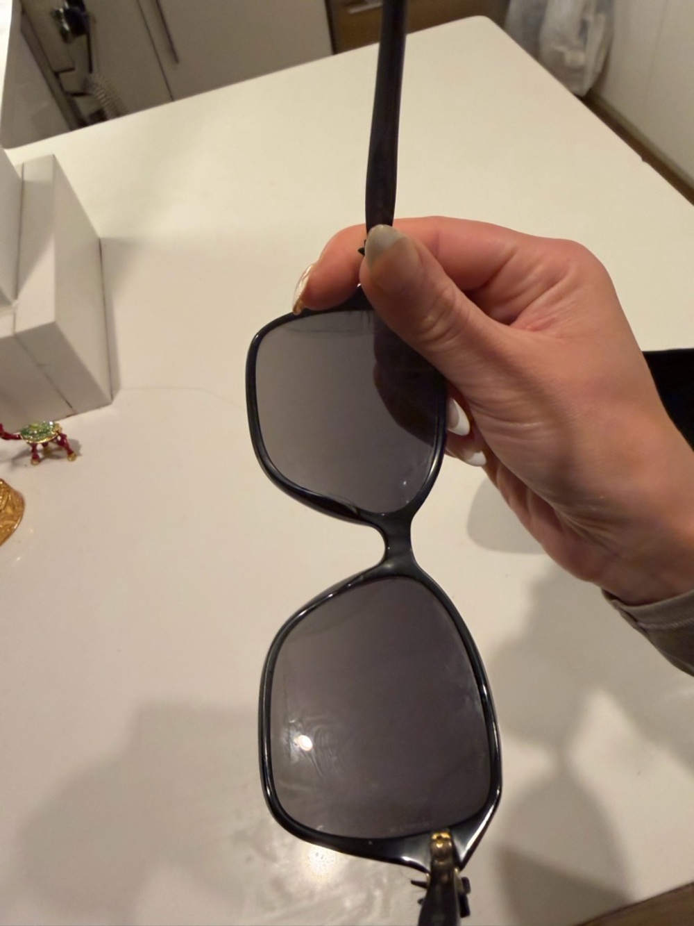 CHANEL 5205 Butterfly Sunglasses - Picture 16 of 16